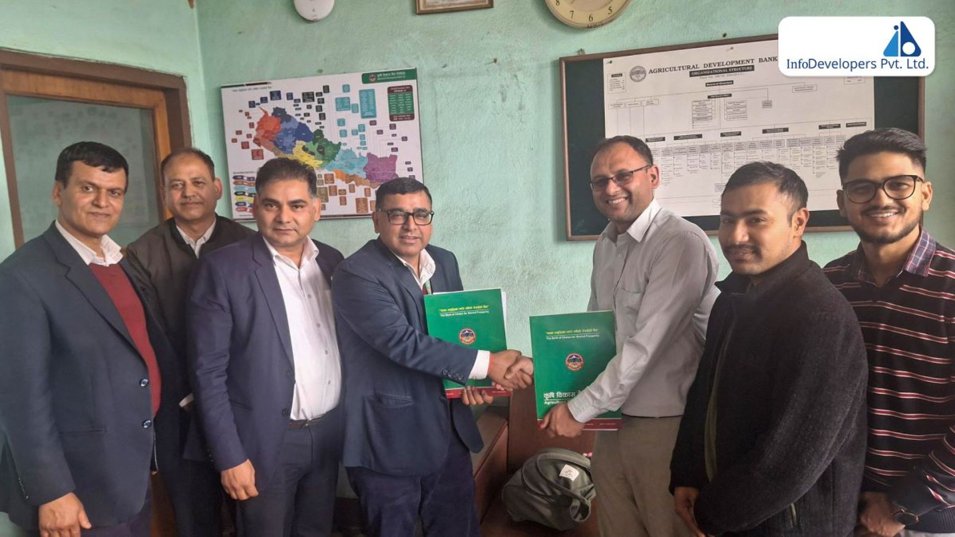 इन्फोडेभलपर्स र कृषि विकास बैंकबीच ‘बजेट म्यानेजमेन्ट इन्फर्मेशन सिस्टम’ प्रयोग सम्झौता